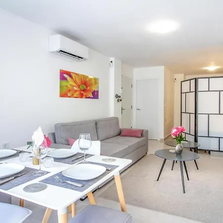Apartment Amazing In With Kitchen